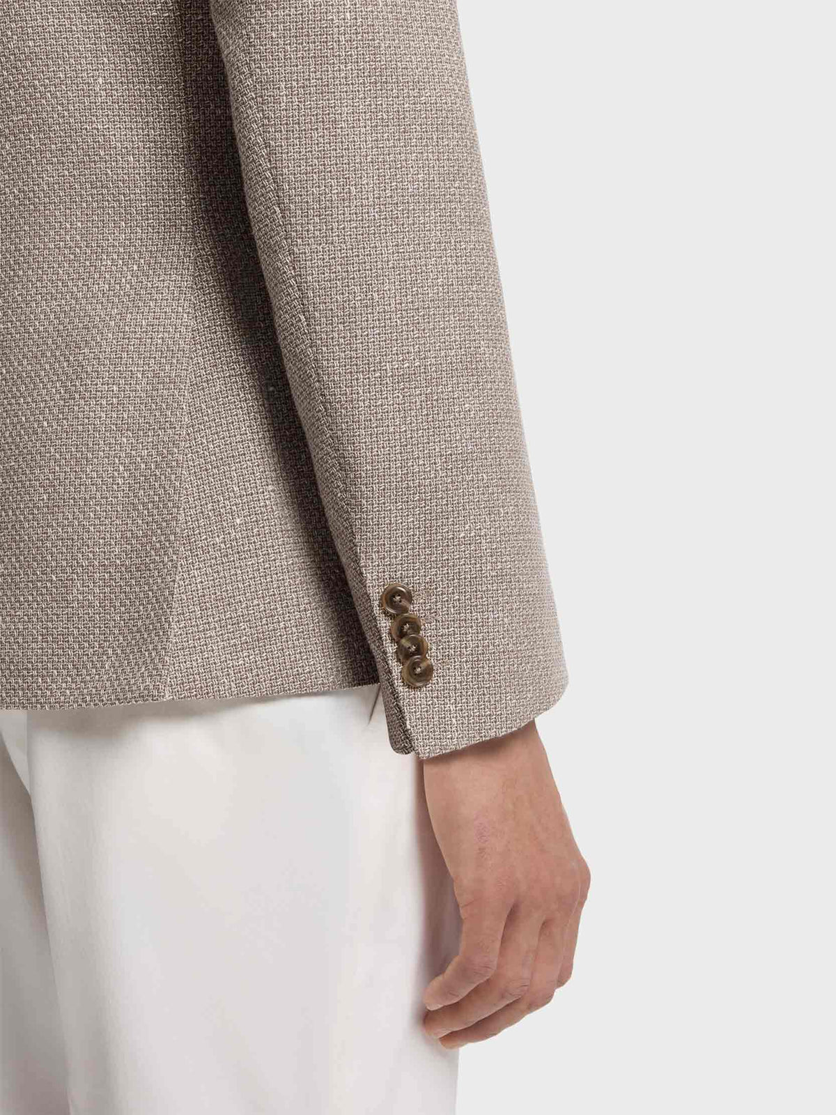 Medium Beige