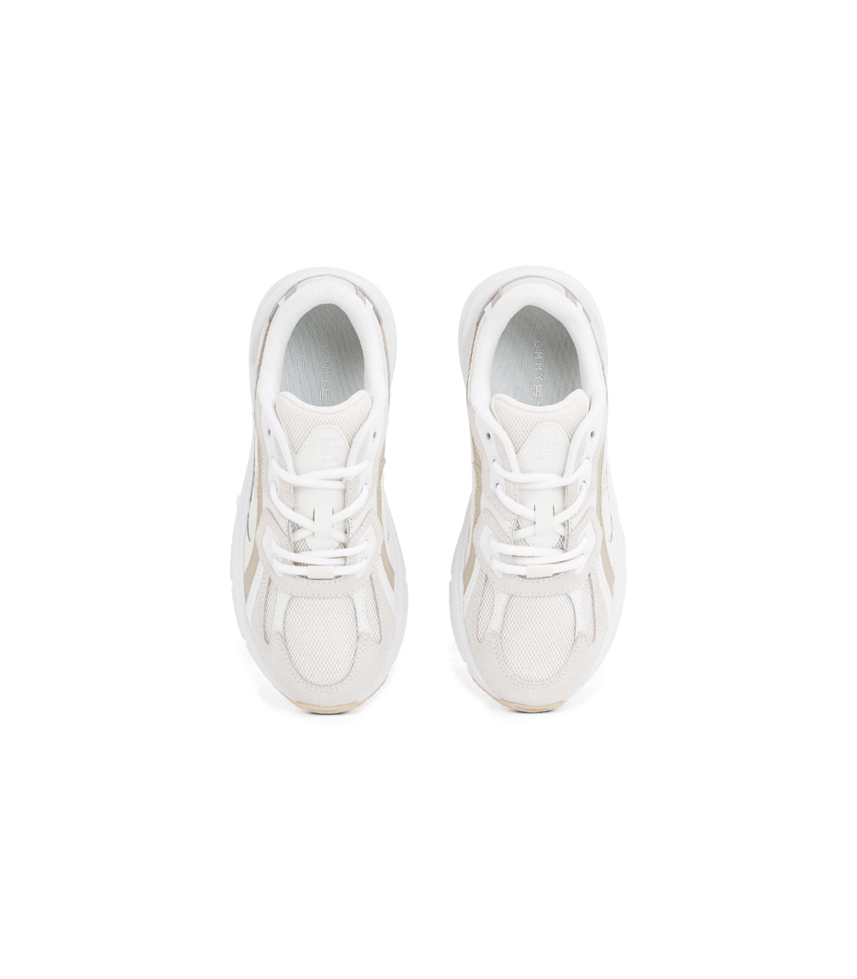 Beige/White