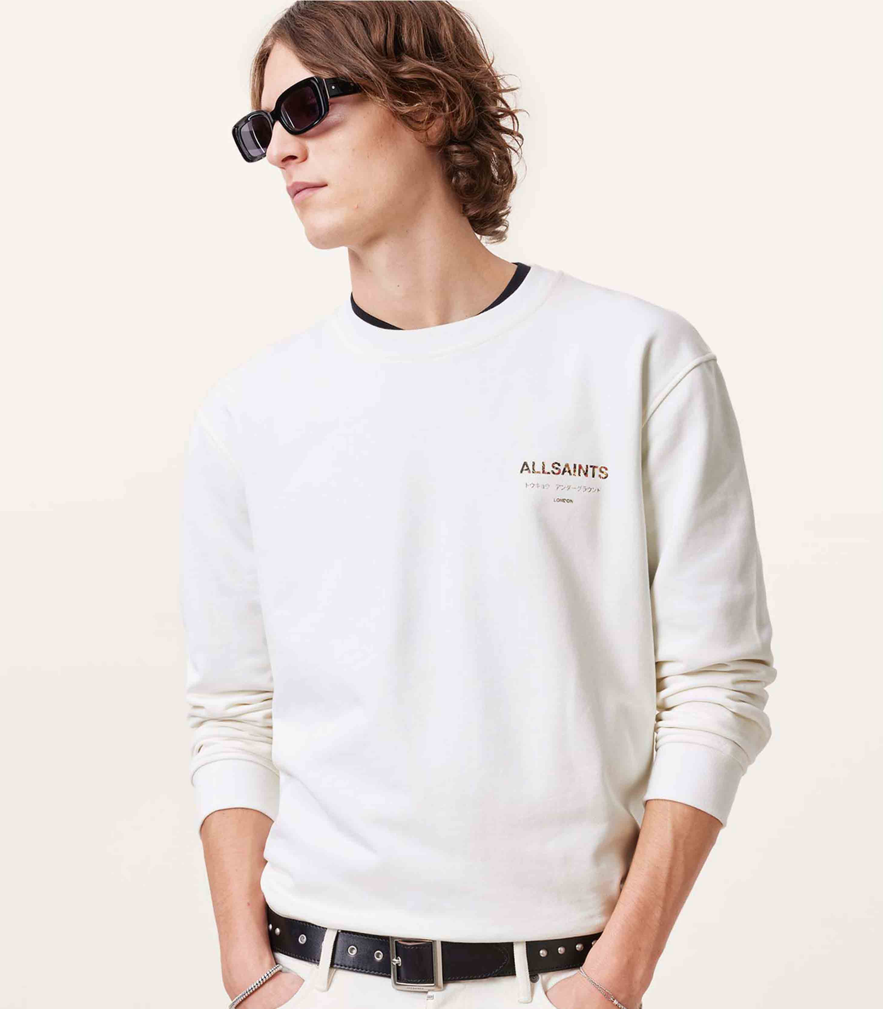 Ashen white/Snake