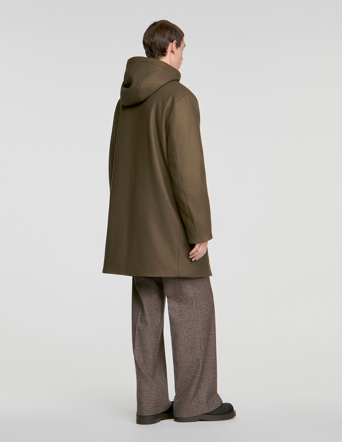 Taupe