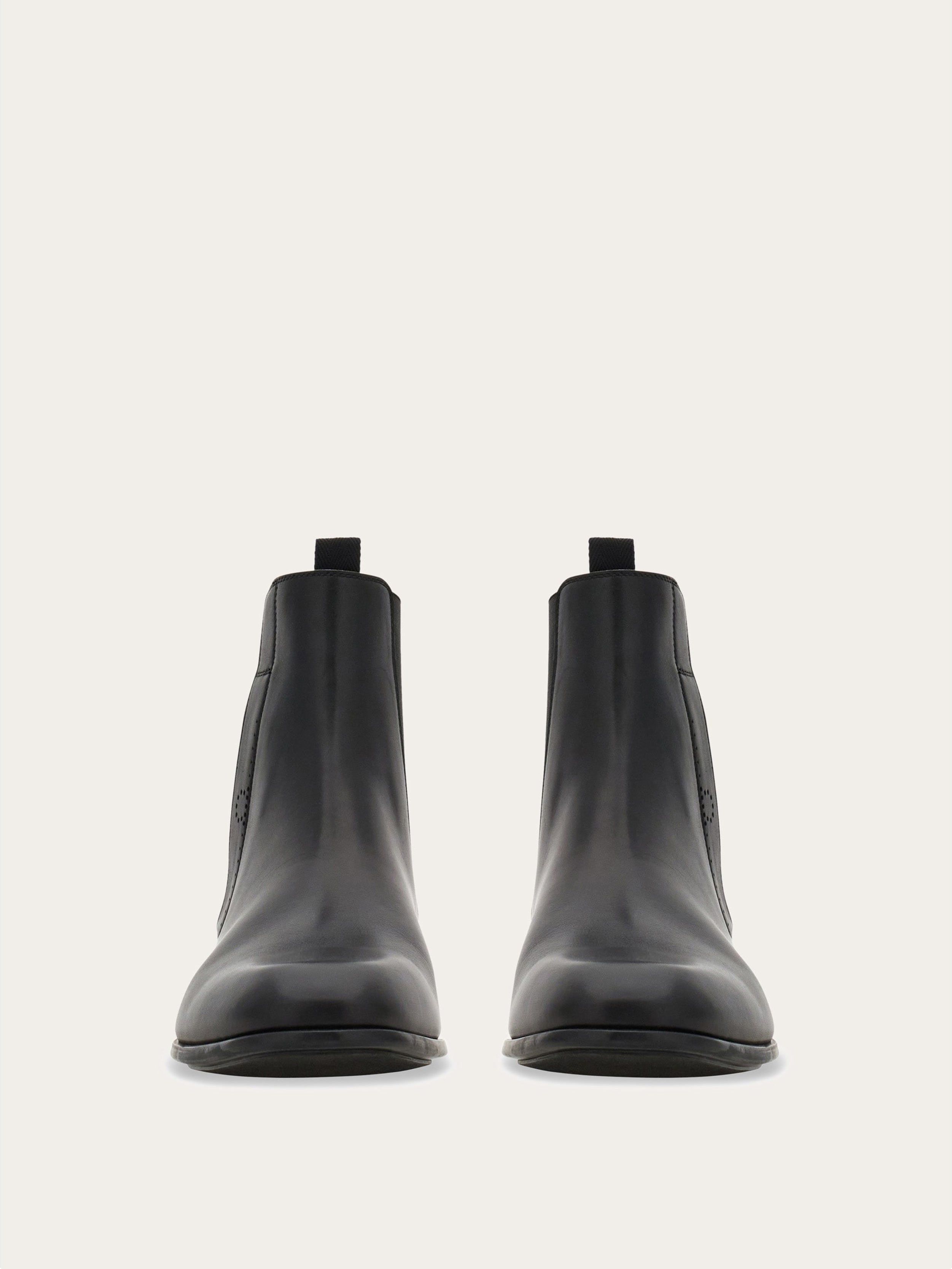 Black 4