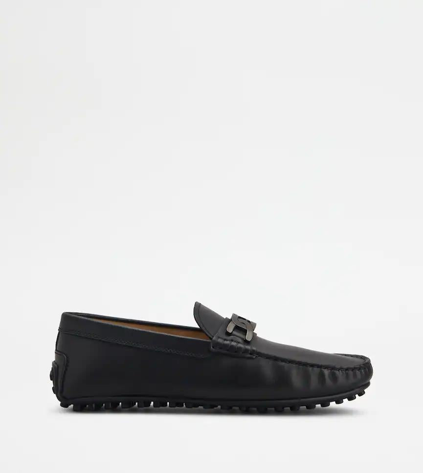 Tod's - city gommino driving shoes in leather
 - men