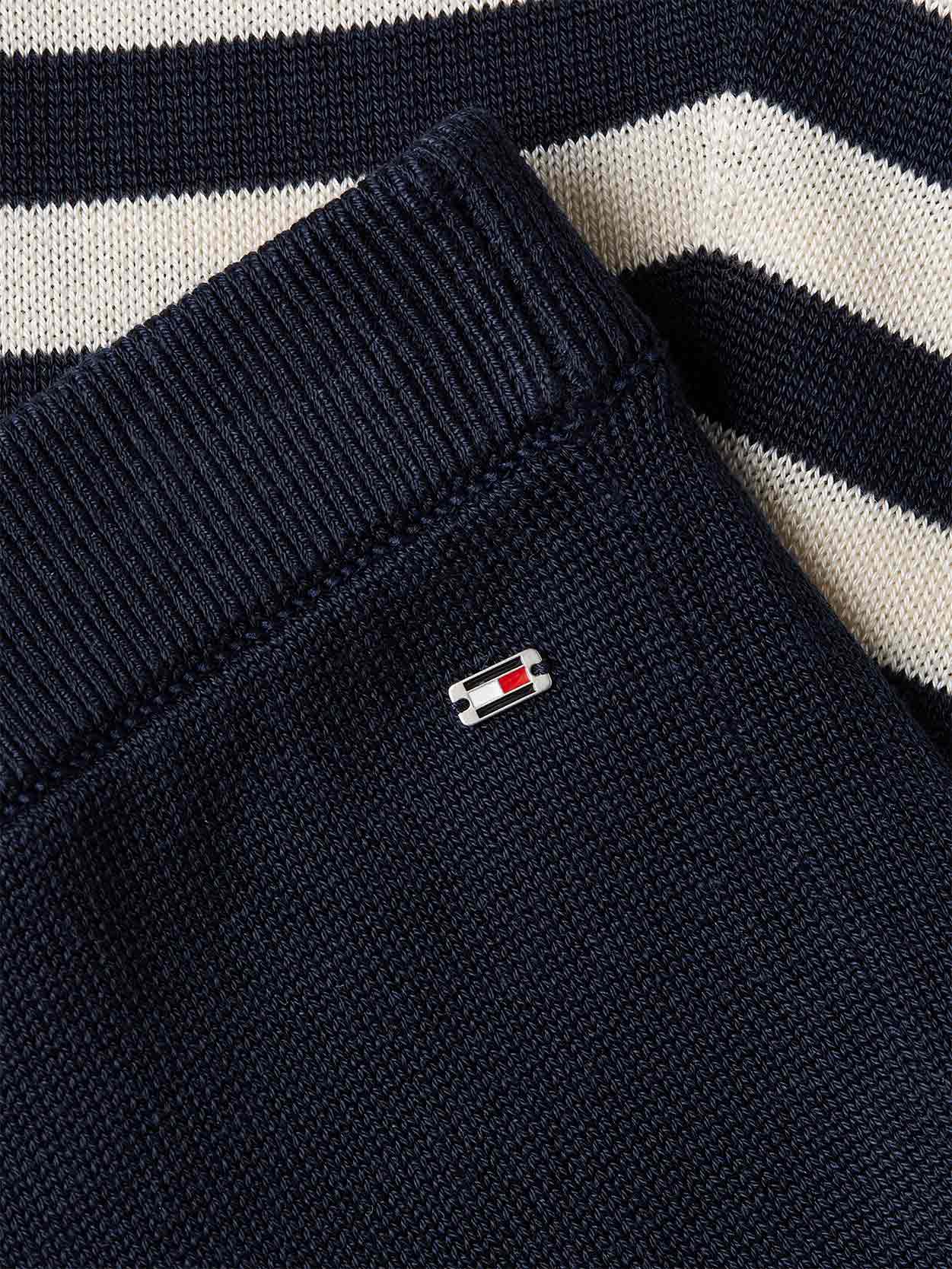 Ecru/Navy Blue