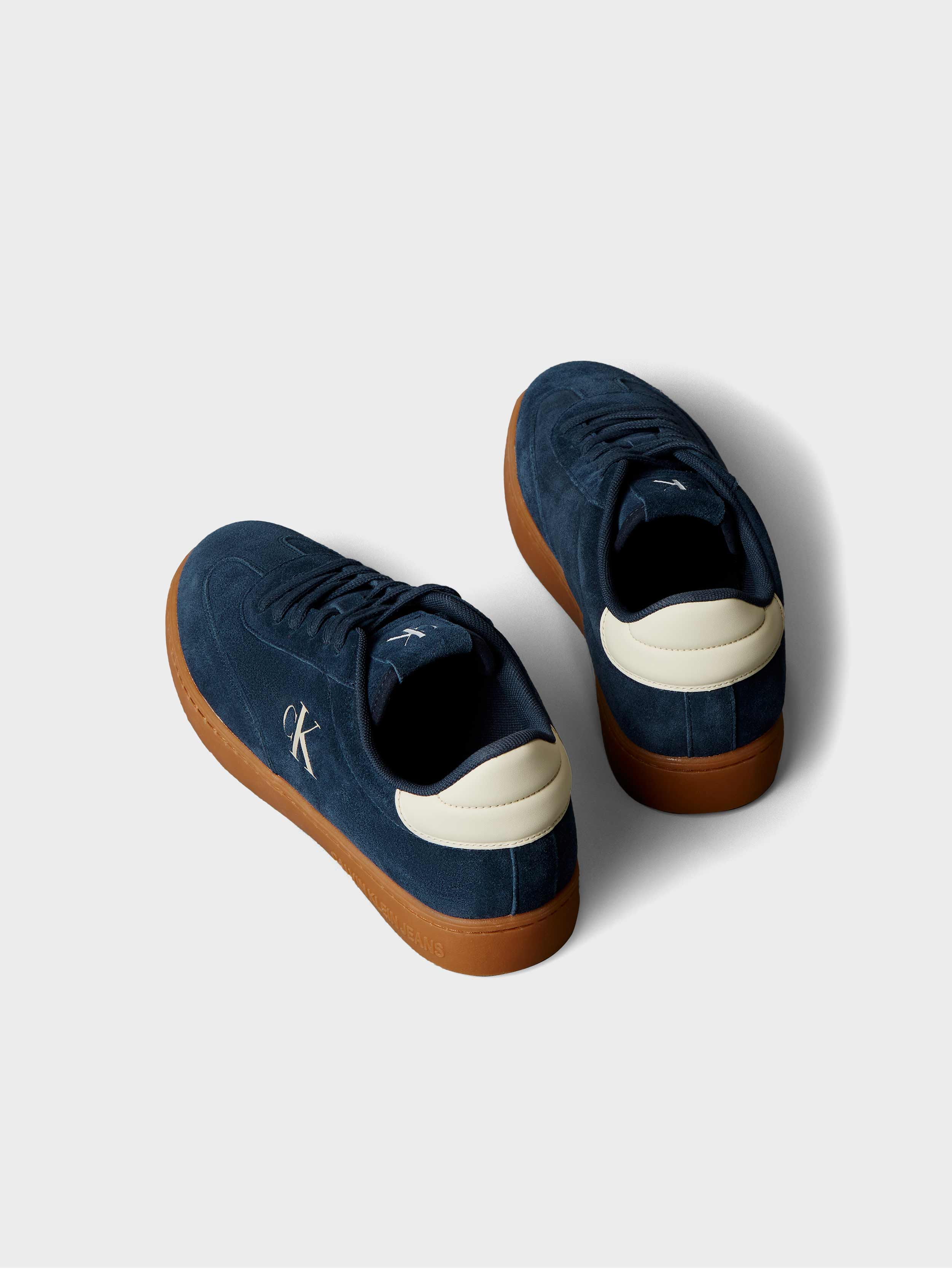 Navy/Gum