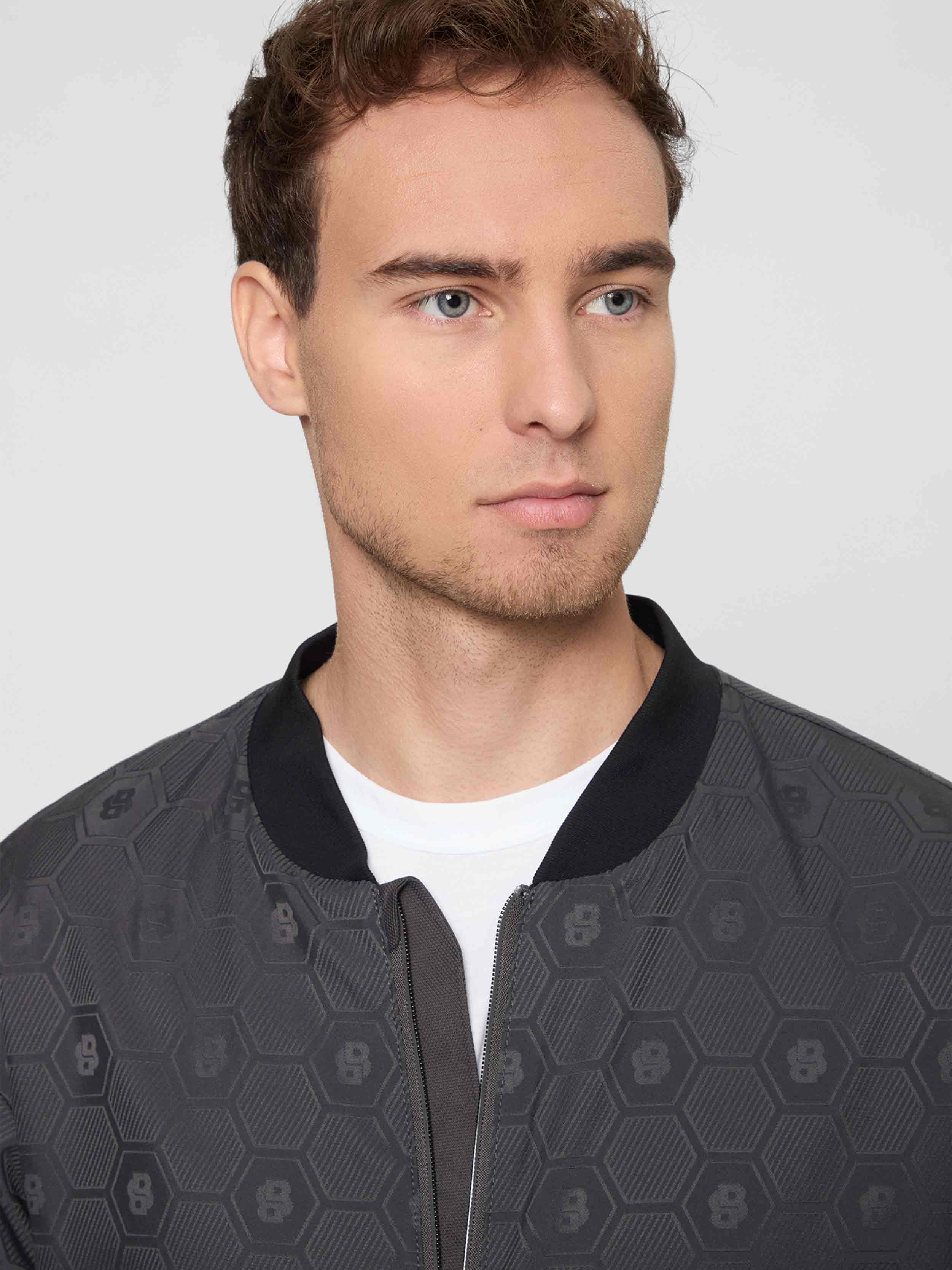 BOSS ジャンパー BOSS - ボスジャン BOSSジャン ジャンパーの通販 by かみなりちゃん