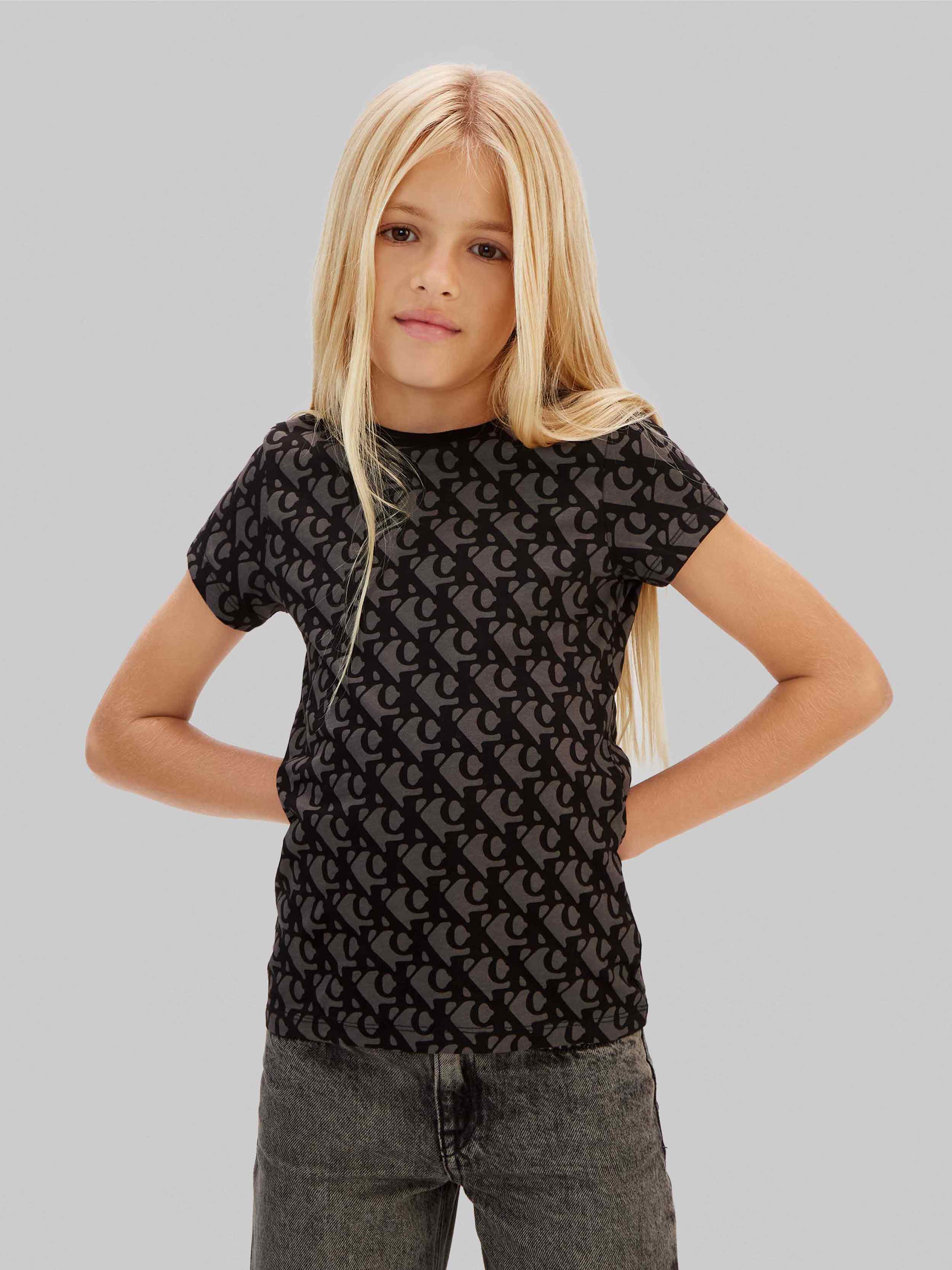 Whitecap Gray / Ck Black