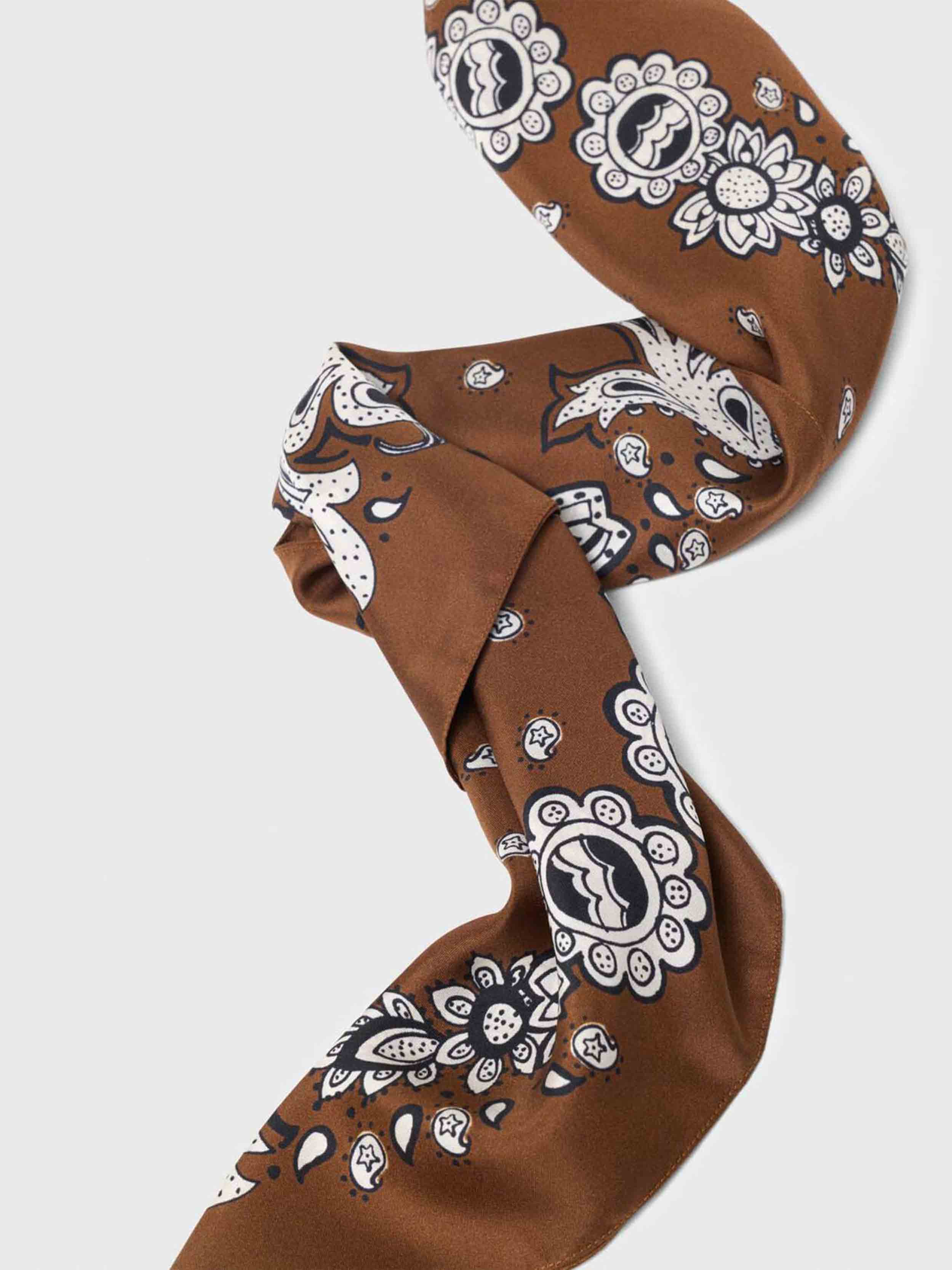 Brown bandana print